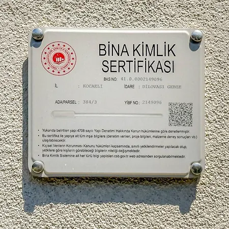 2 Superior Istmal Havuz Ve Deniz Manzara